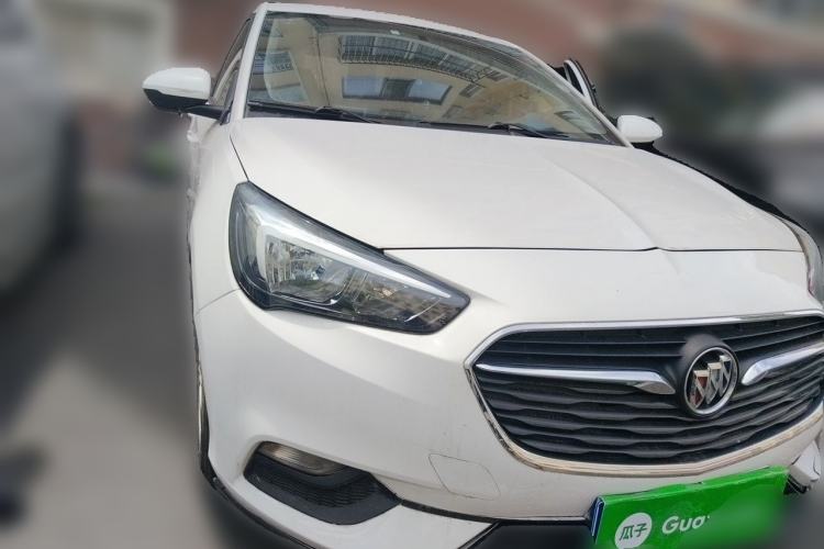 Used Buick Excelle 2018 15N CVT Elite Edition Front Right 45 Deg