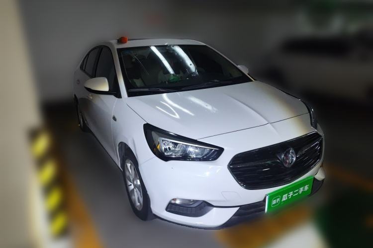 Used Buick Excelle 2018 15N CVT Elite Edition Front Right 45 Deg