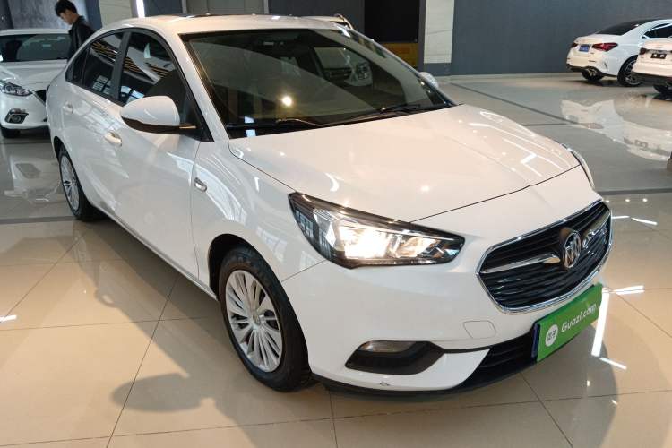 Used Buick Excelle 2018 15N CVT Elite Edition Front Right 45 Deg