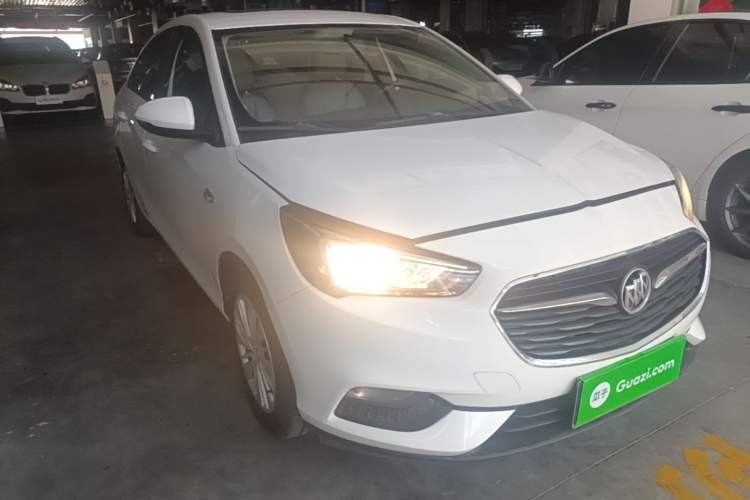 Used Buick Excelle 2018 15N CVT Elite Edition Front Right 45 Deg