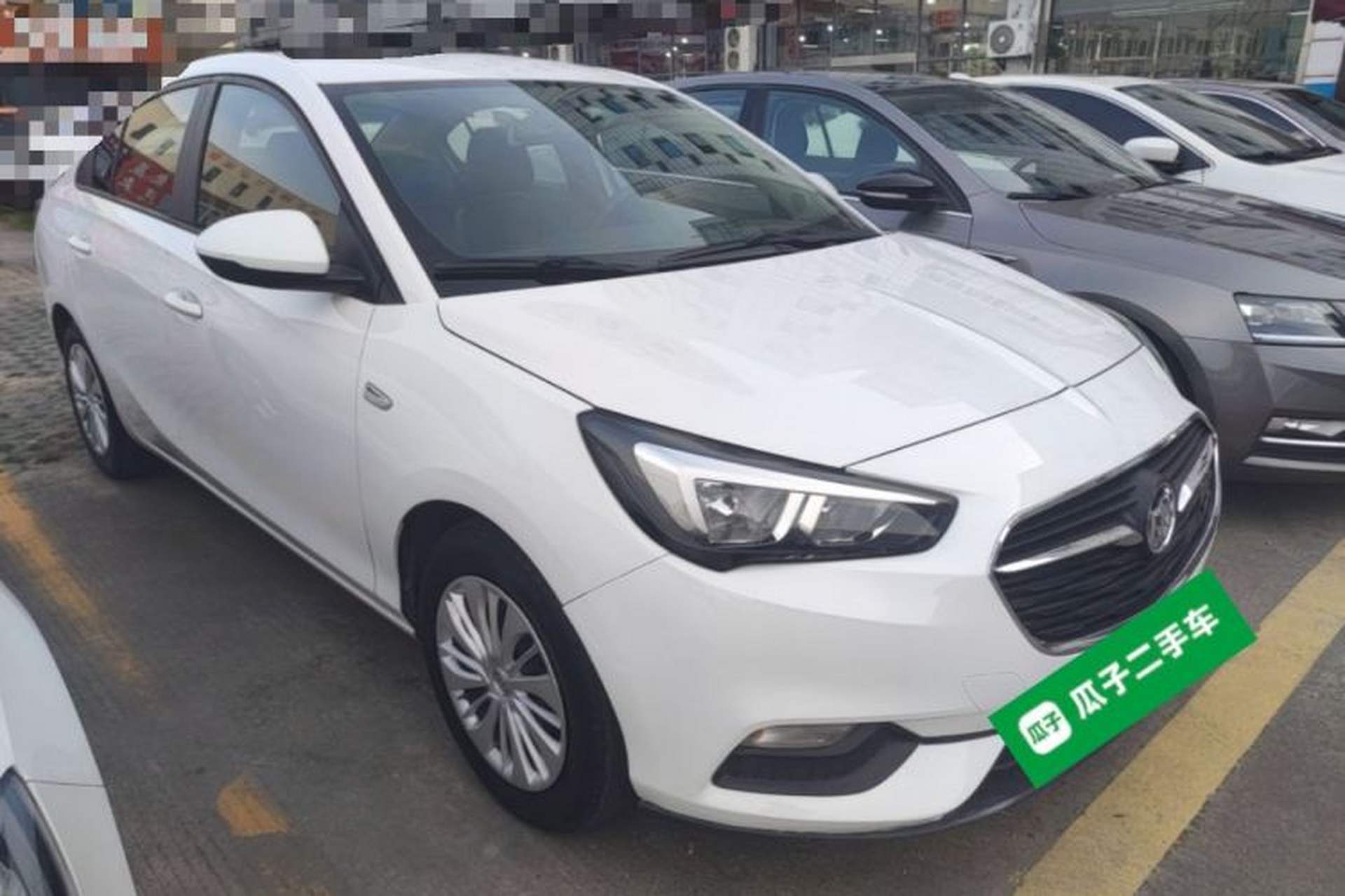 Used Buick Excelle 2018 15N CVT Elite Edition Front Right 45 Deg