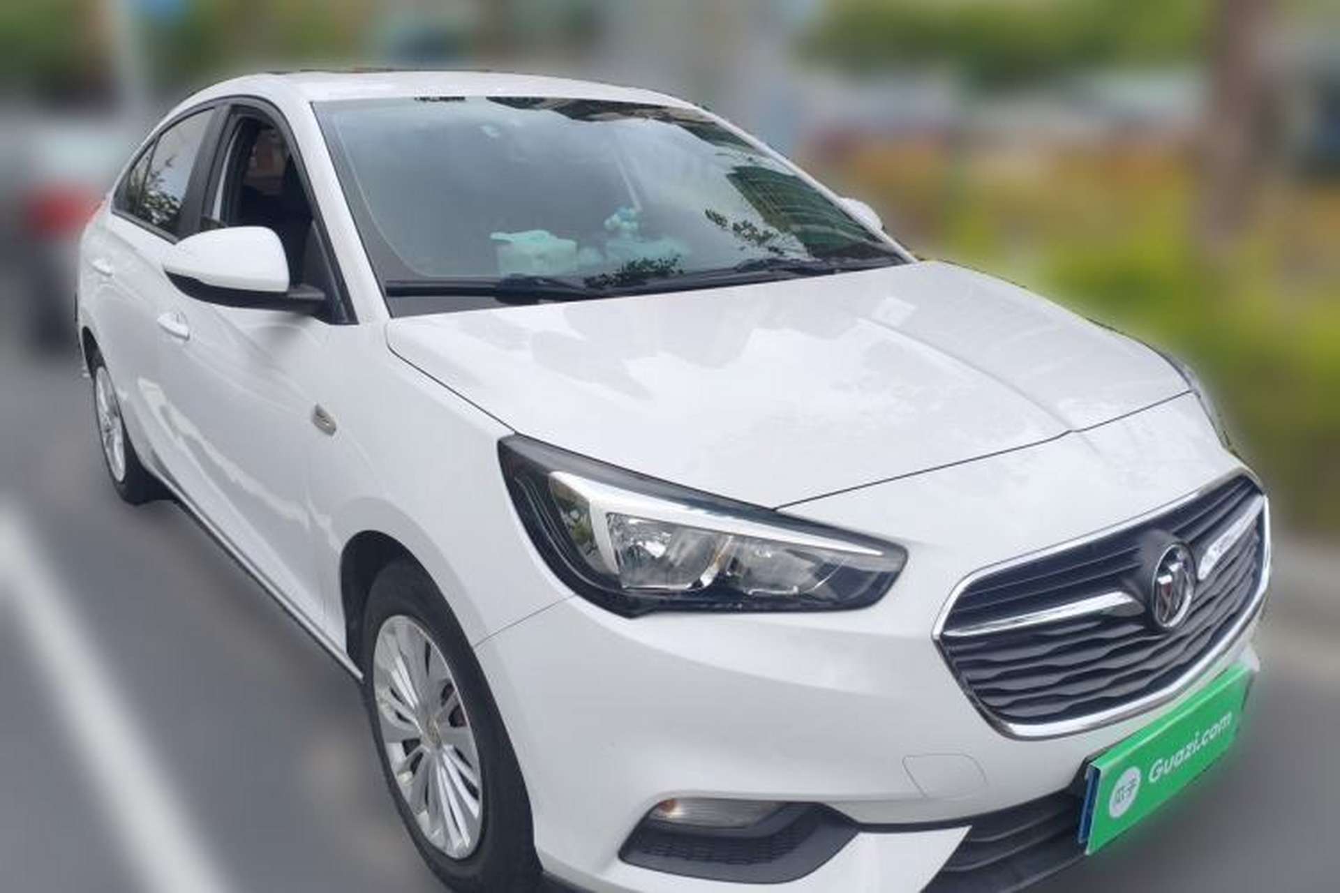 Used Buick Excelle 2018 15N CVT Elite Edition Front Right 45 Deg