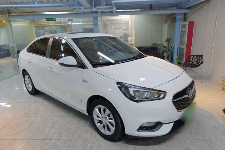 Used Buick Excelle 2018 15N CVT Luxury Version Front Right 45 Deg