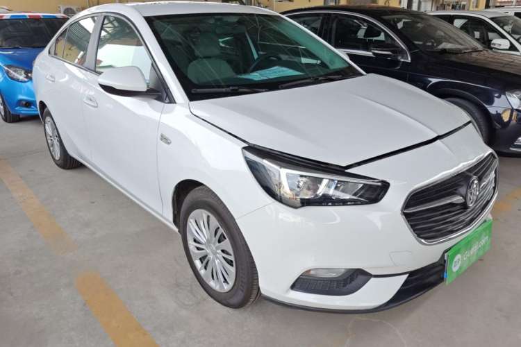 Used Buick Excelle 2018 15N Manual Elite Version Front Right 45 Deg