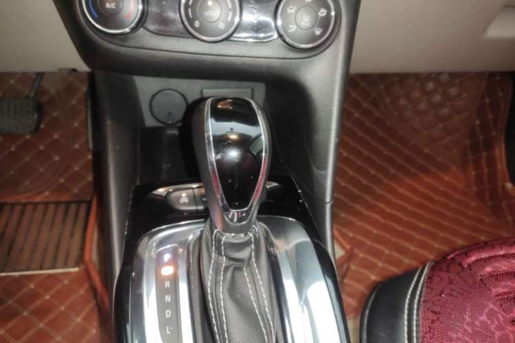 Used Buick Excelle 2018 15N CVT Elite Edition Gear Lever
