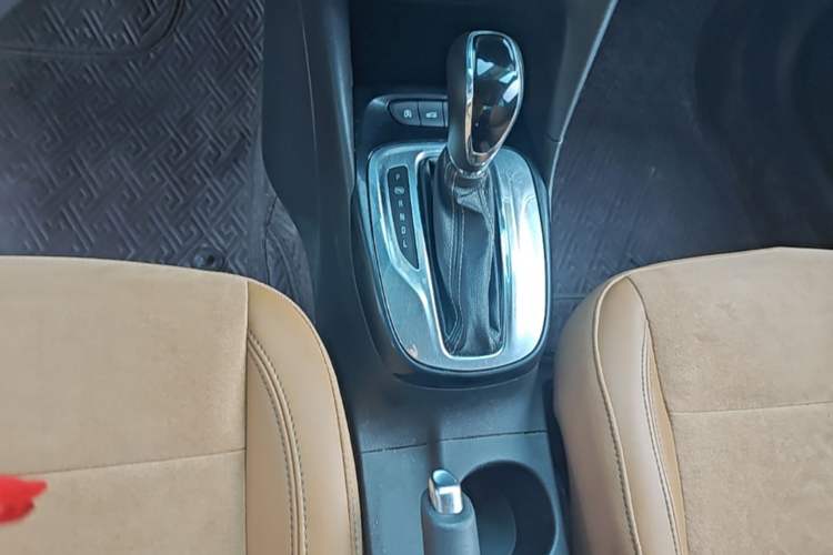 Used Buick Excelle 2018 15N CVT Luxury Version Gear Lever