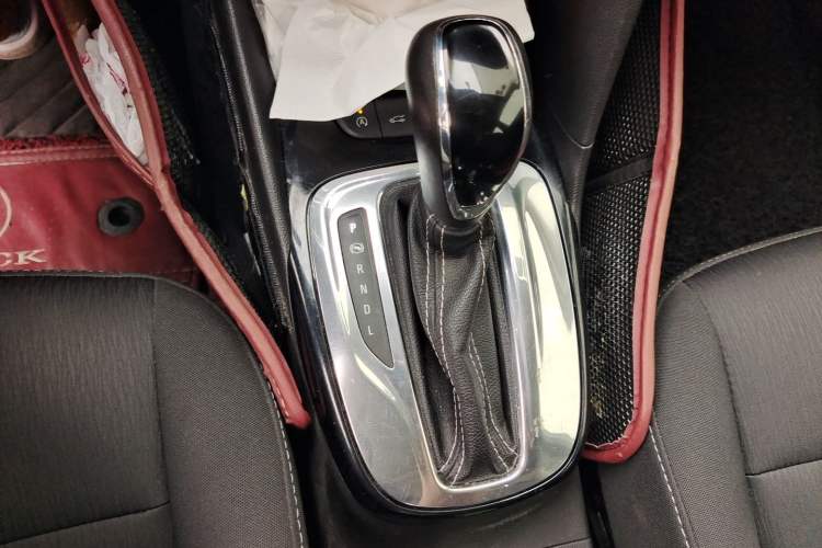 Used Buick Excelle 2018 15N CVT Elite Edition Gear Lever