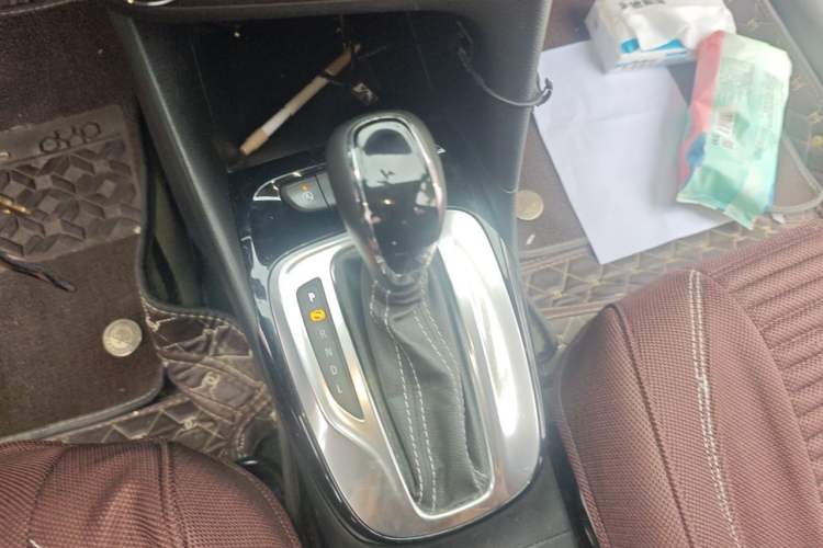 Used Buick Excelle 2018 15N CVT Elite Edition Gear Lever