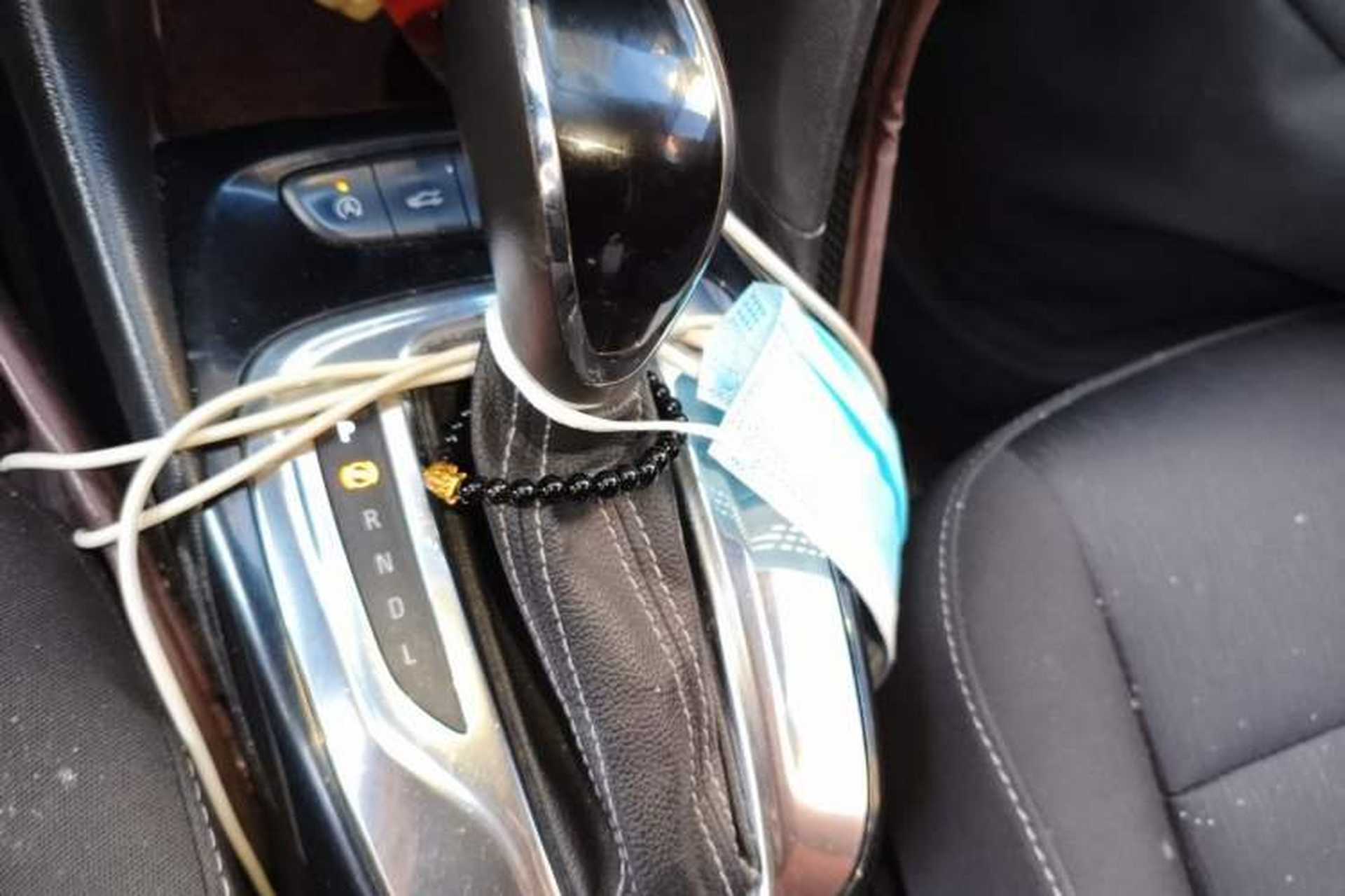 Used Buick Excelle 2018 15N CVT Elite Edition Gear Lever