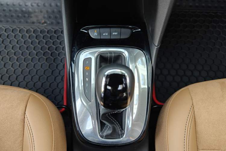 Used Buick Excelle 2018 15N CVT Luxury Version Gear Lever