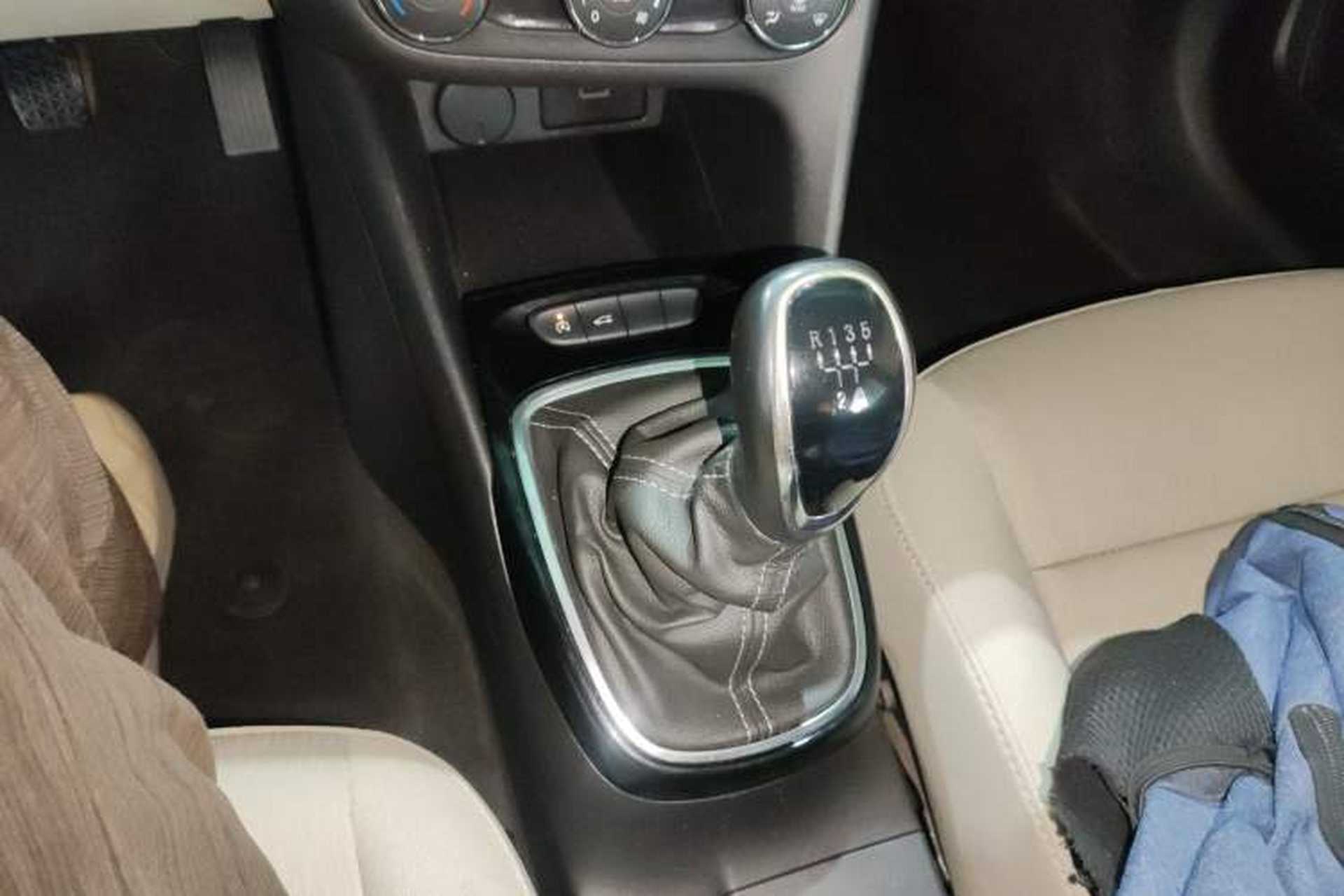Used Buick Excelle 2018 15N Manual Elite Version Gear Lever
