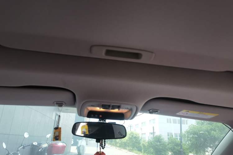 Used Buick Excelle 2018 15N CVT Elite Edition Headliner