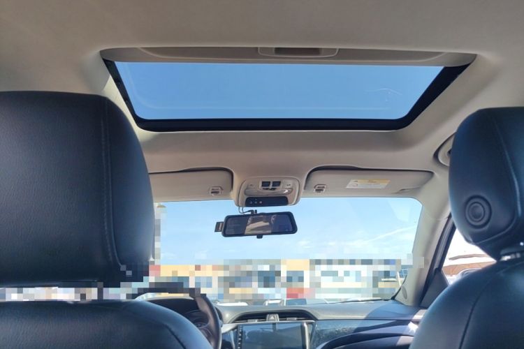 Used Buick Excelle 2018 15N CVT Elite Edition Headliner