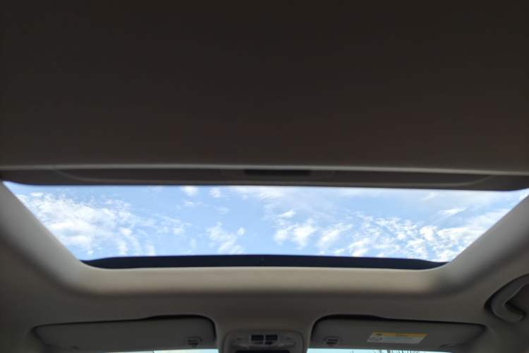 Used Buick Excelle 2018 15N CVT Luxury Version Headliner