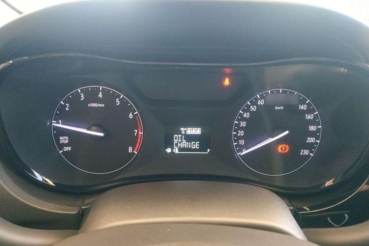 Used Buick Excelle 2018 15N Manual Elite Version Instrument Cluster