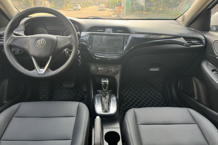 Used Buick Excelle 2018 15N CVT Elite Edition Interior 1