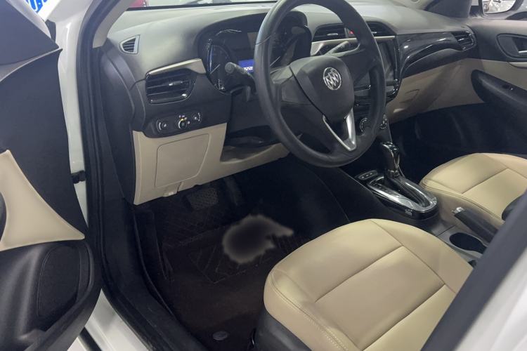 Used Buick Excelle 2018 15N CVT Elite Edition Interior 2