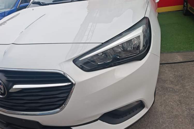 Used Buick Excelle 2018 15N CVT Elite Edition Left Front Headlight