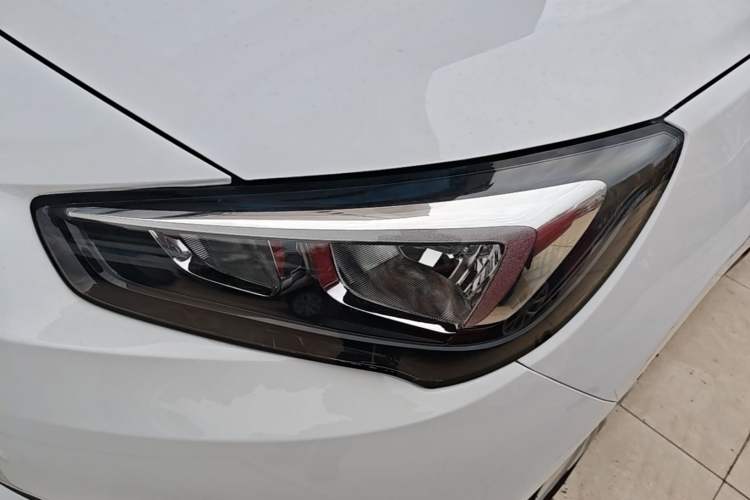Used Buick Excelle 2018 15N CVT Elite Edition Left Front Headlight