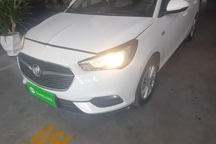 Used Buick Excelle 2018 15N CVT Elite Edition Left Front Headlight