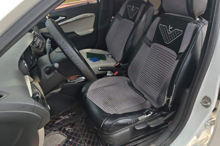Used Buick Excelle 2018 15N CVT Elite Edition Left Front Seat