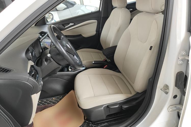 Used Buick Excelle 2018 15N CVT Elite Edition Left Front Seat
