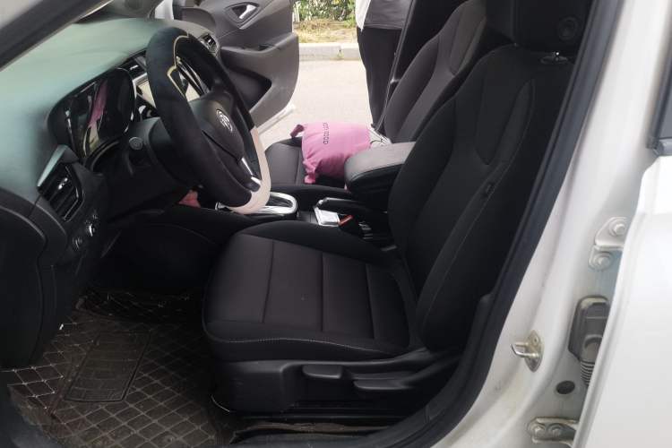 Used Buick Excelle 2018 15N CVT Elite Edition Left Front Seat