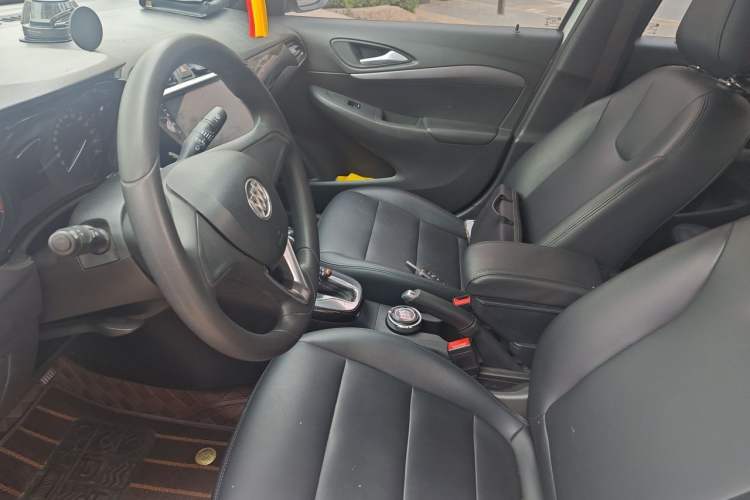 Used Buick Excelle 2018 15N CVT Elite Edition Left Front Seat