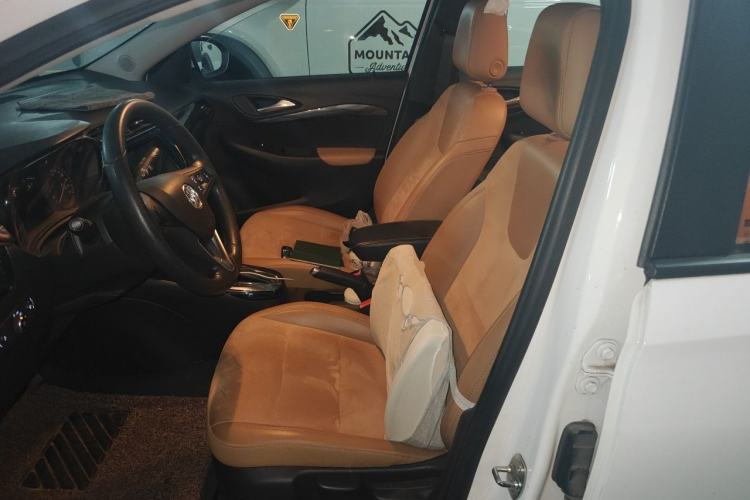 Used Buick Excelle 2018 15N CVT Luxury Version Left Front Seat