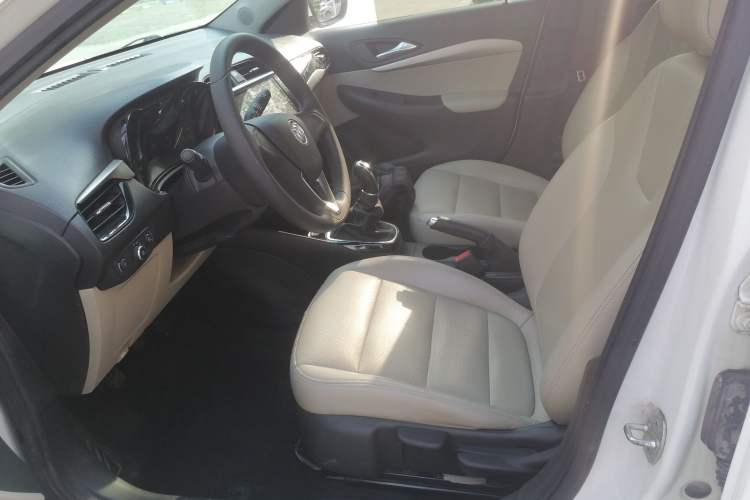Used Buick Excelle 2018 15N Manual Elite Version Left Front Seat