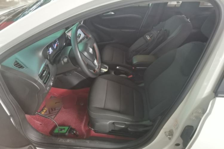 Used Buick Excelle 2018 15N CVT Elite Edition Left Front Seat