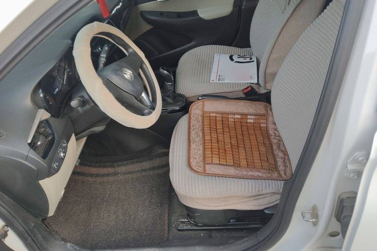 Used Buick Excelle 2018 15N Manual Elite Version Left Front Seat