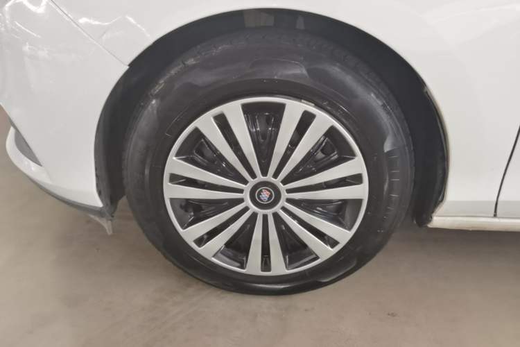 Used Buick Excelle 2018 15N CVT Elite Edition Left Front Wheel Hub