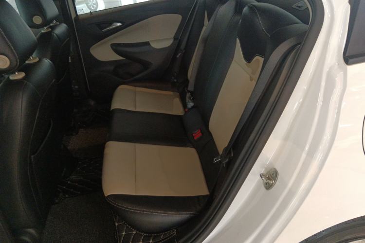Used Buick Excelle 2018 15N CVT Elite Edition Left Rear Seat