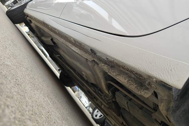 Used Buick Excelle 2018 15N CVT Elite Edition Left Side Sill