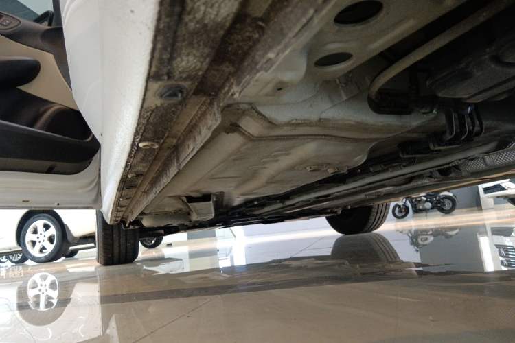 Used Buick Excelle 2018 15N CVT Elite Edition Left Side Sill