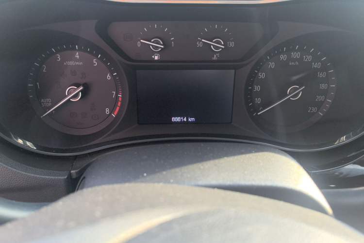 Used Buick Excelle 2018 15N CVT Luxury Version Odometer Close Up