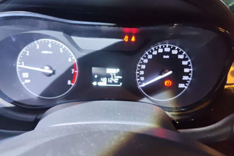 Used Buick Excelle 2018 15N CVT Elite Edition Odometer Close Up