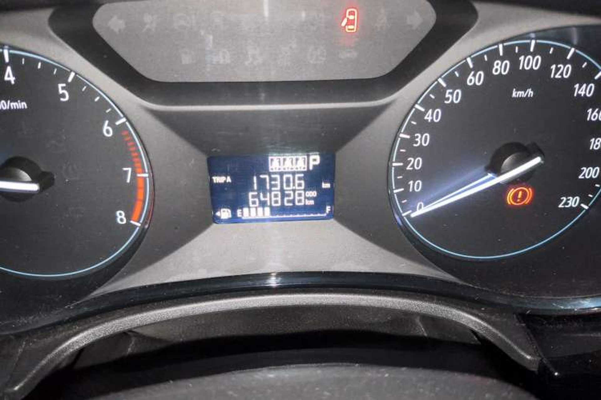 Used Buick Excelle 2018 15N CVT Elite Edition Odometer Close Up