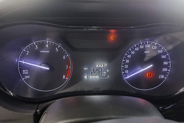Used Buick Excelle 2018 15N CVT Elite Edition Odometer Close Up