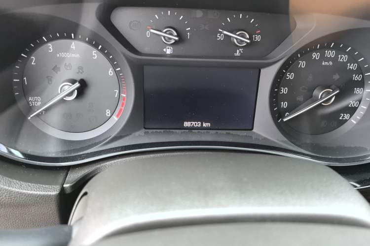 Used Buick Excelle 2018 15N CVT Luxury Version Odometer Close Up