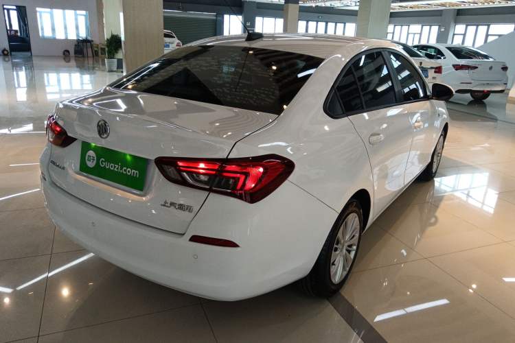 Used Buick Excelle 2018 15N CVT Elite Edition Rear Right 45 Deg