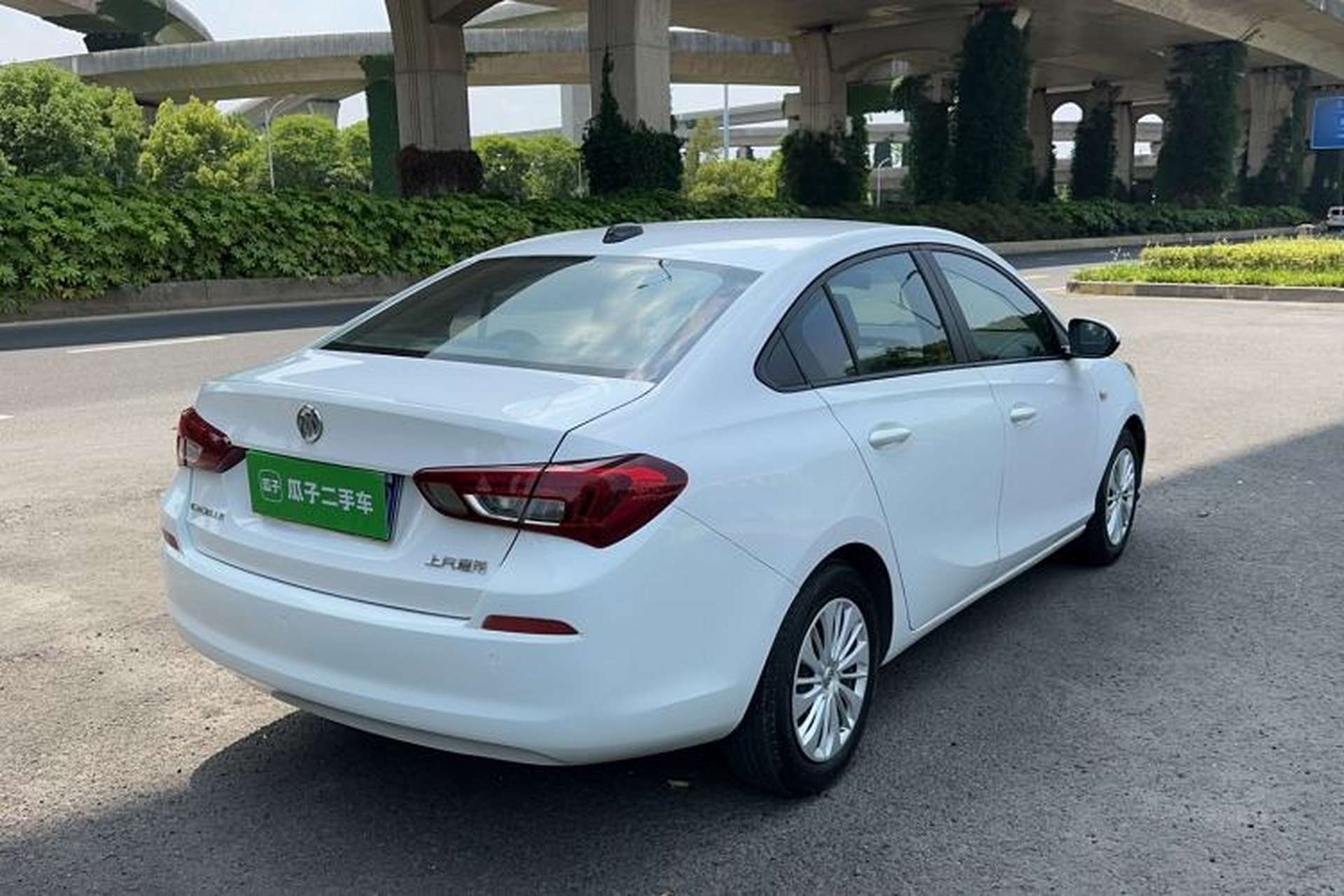 Used Buick Excelle 2018 15N CVT Elite Edition Rear Right 45 Deg