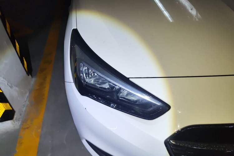 Used Buick Excelle 2018 15N CVT Elite Edition Right Front Headlight
