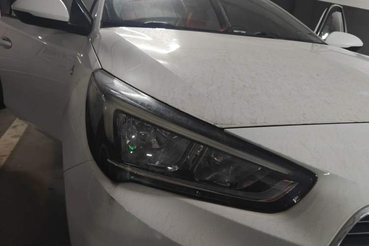 Used Buick Excelle 2018 15N CVT Luxury Version Right Front Headlight
