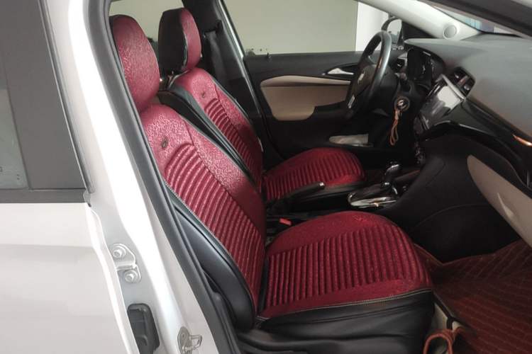 Used Buick Excelle 2018 15N CVT Elite Edition Right Front Seat