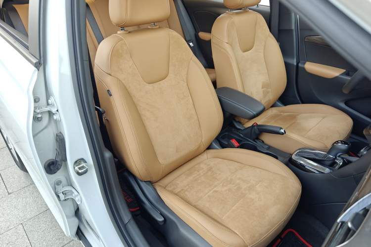 Used Buick Excelle 2018 15N CVT Luxury Version Right Front Seat