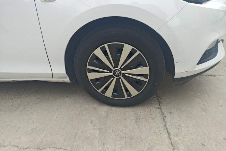 Used Buick Excelle 2018 15N CVT Elite Edition Right Front Wheel Hub