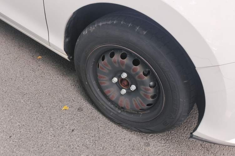 Used Buick Excelle 2018 15N CVT Elite Edition Right Front Wheel Hub