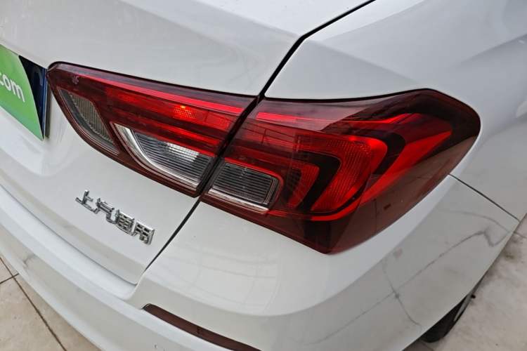 Used Buick Excelle 2018 15N CVT Elite Edition Right Rear Taillight